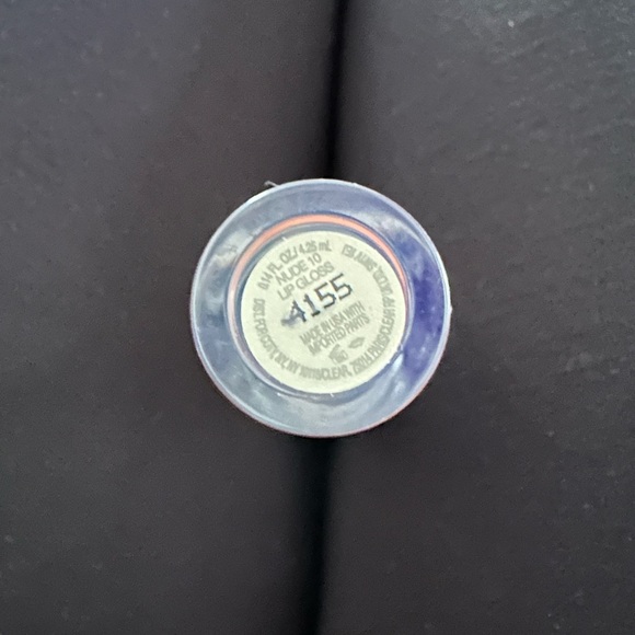 BRAND NEW SKKN by Kim LIP GLOSS Nude 10.  Great color! - Picture 2 of 3